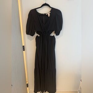 Flying Tomato Black Cutout Puff Sleeve Maxi Dress – Size Small